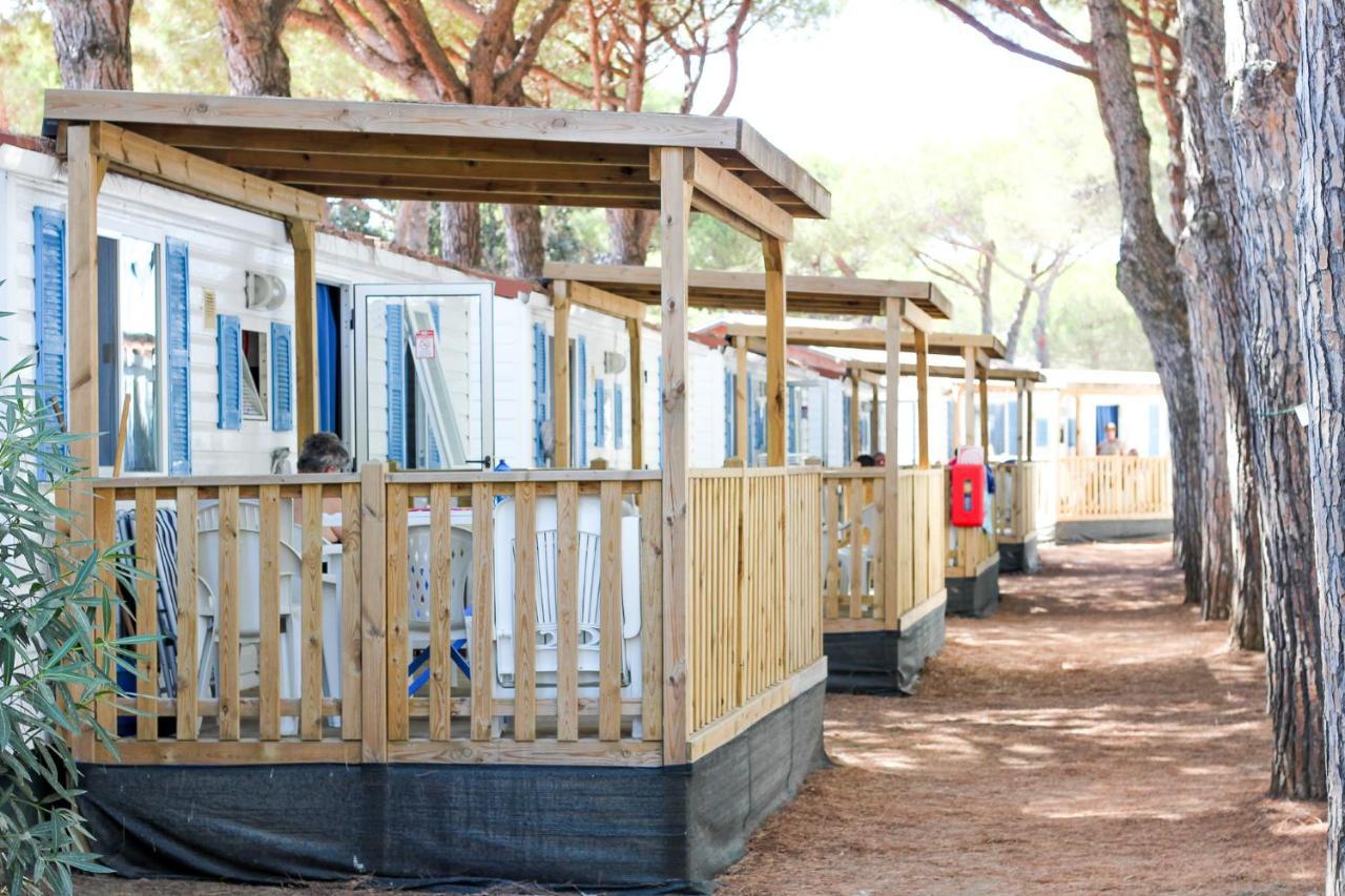 Happy Camp Mobile Homes In Centro Vacanze Bi Village Fazana Exterior photo